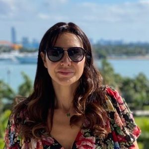 Meet your Posher, Yulia